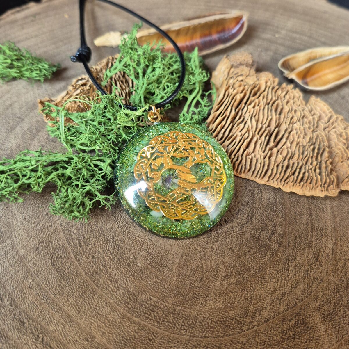 orgonite amulet tree of life groen